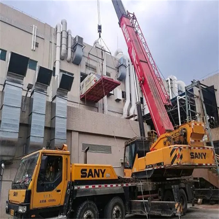 秀英一百吨吊车吊臂多长